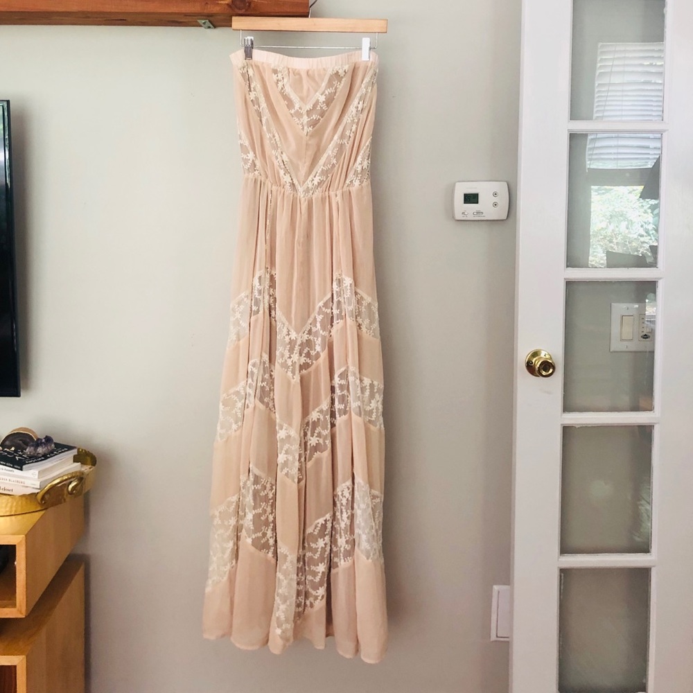 Maxi white floral lace tube dress